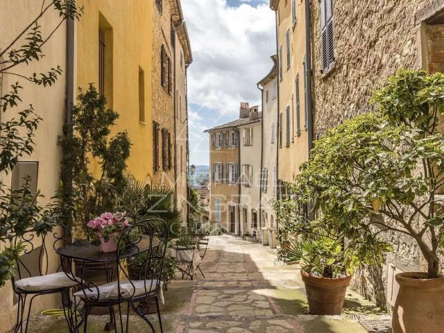 Appartement vente à Grasse, Châteauneuf-grasse