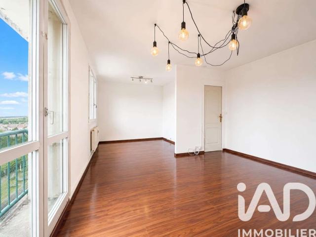 Appartement vente à Charleville-Mézières, Prix-lès-mézières