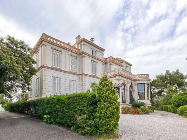 Appartement vente à Arrondissement de Draguignan, Saint-raphaël
