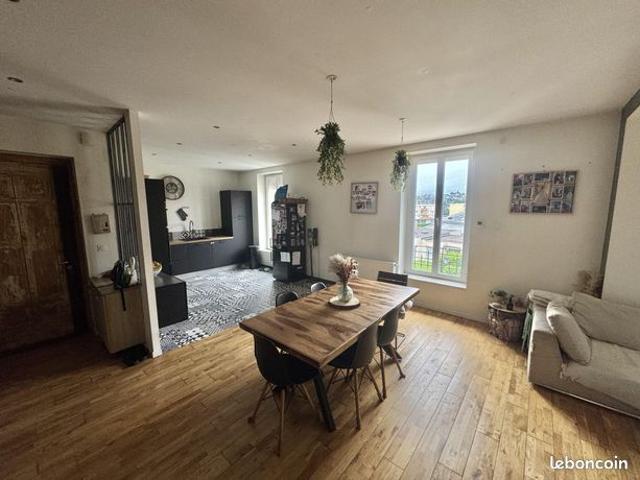 Appartement vente à Saint-Étienne, Firminy
