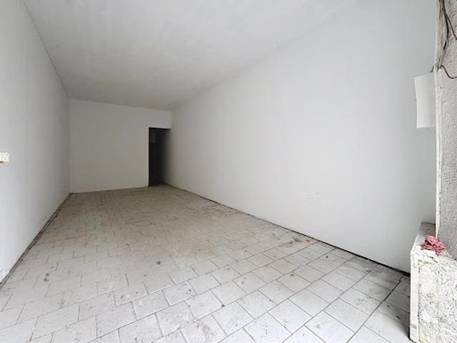 Bureau vente à Marseille