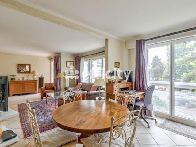 Appartement vente à Les Sentes, Bailly