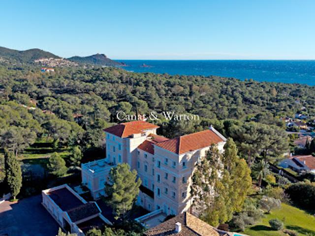 Appartement vente à Arrondissement de Draguignan, Saint-raphaël