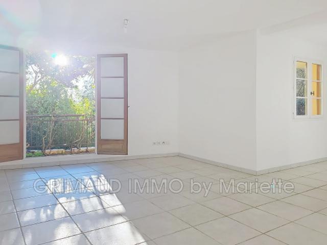 Appartement vente à Arrondissement de Draguignan, Grimaud