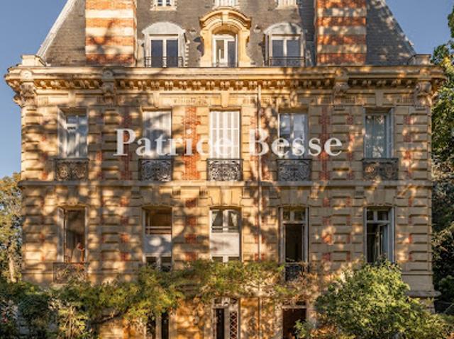 Appartement vente à Marnes-la-Coquette, Hauts-de-Seine