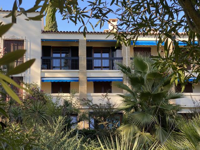 Appartement vente à Arrondissement de Toulon, Le Lavandou