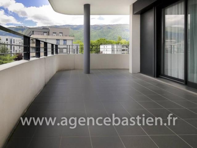 Appartement vente à Gex, Saint-genis-pouilly