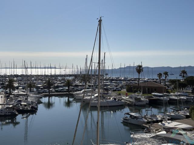 Appartement vente à Arrondissement de Toulon, Hyères