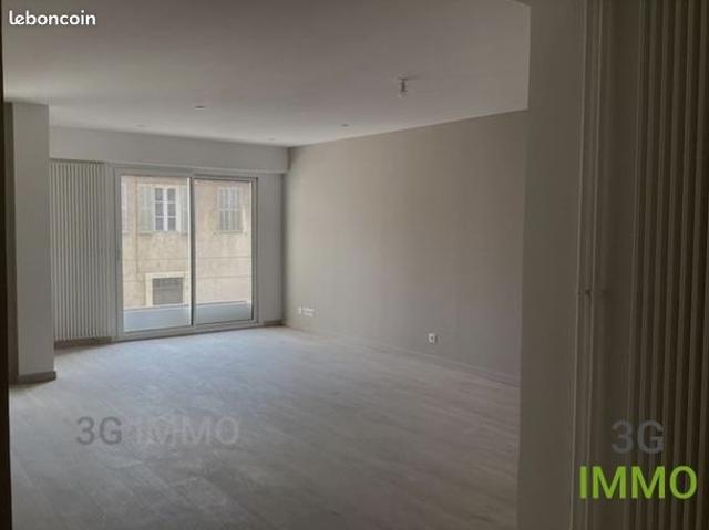 Appartement vente à Aix-en-Provence, Aix-en-provence