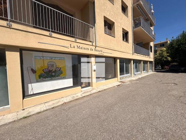 Local Commercial vente à Bastia, Santa-maria-di-lota