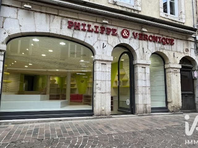 Local Commercial vente à Bourg-en-Bresse, Bourg-en-bresse