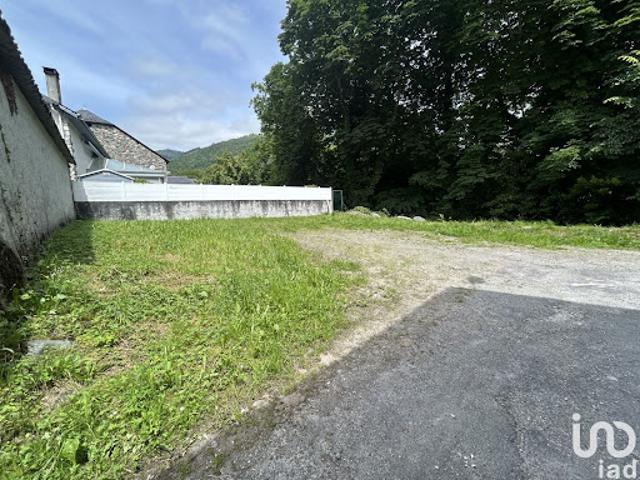 Local Commercial vente à Oloron-Sainte-Marie, Bielle