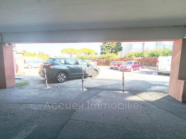 Local Commercial vente à Nîmes, Le Grau-du-roi