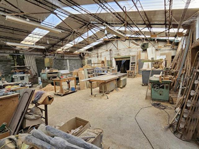 Local Commercial vente à Dunkerque, Merville