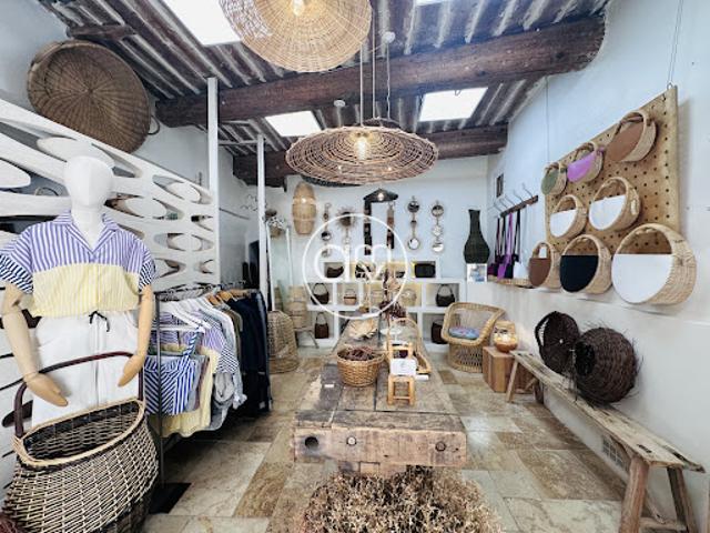 Local Commercial vente à Arrondissement de Toulon, Hyères