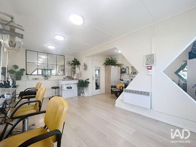 Local Commercial vente à Melun, Le Mée-sur-seine