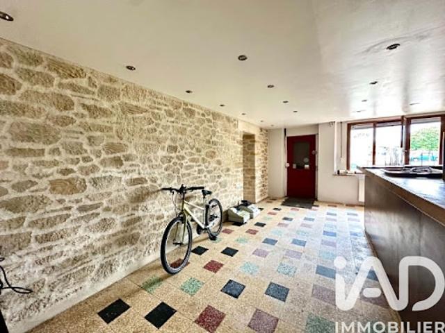 Local Commercial vente à Charleville-Mézières, Les Ayvelles