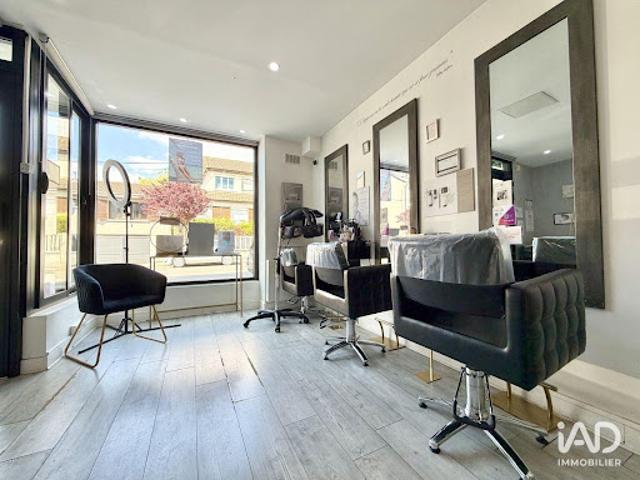 Local Commercial vente à Torcy, Pontault-combault