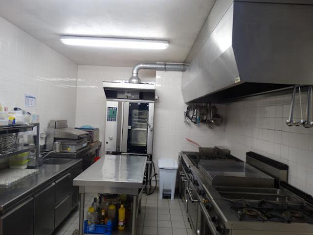 Local Commercial vente à Saint-Étienne, Thélis-la-combe