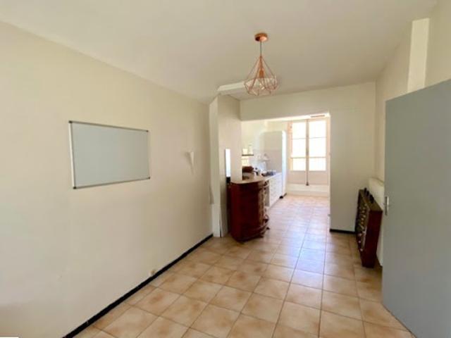 Local Commercial vente à Aix-en-Provence, Aix-en-provence