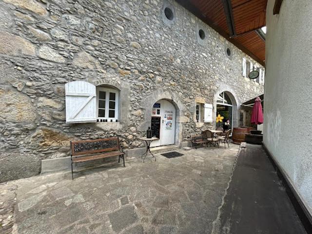 Local Commercial vente à Annecy, Chavanod