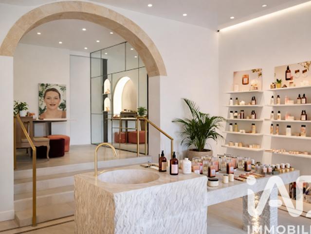 Local Commercial vente à Nîmes