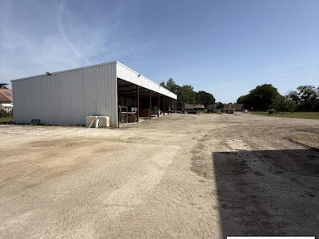 Local Commercial vente à Orléans, Saint-aignan-le-jaillard