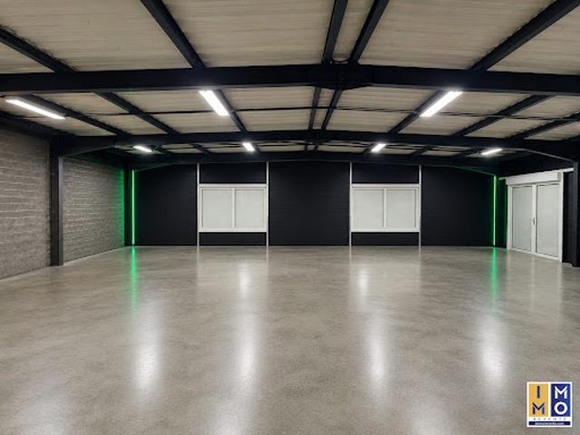 Local Commercial vente à Bourges