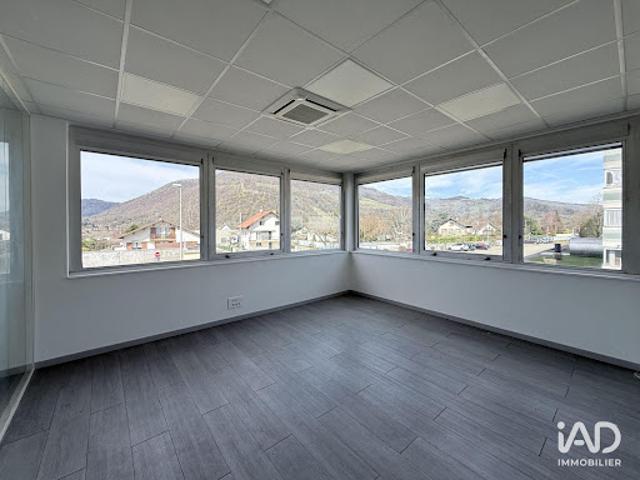 Local Commercial vente à Grenoble, Saint-etienne-de-crossey