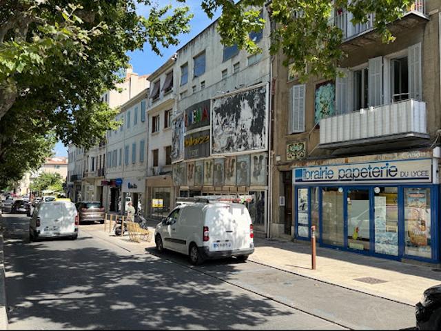 Local Commercial vente à Marseille, Aubagne