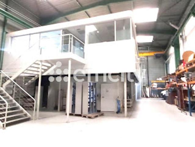Local Commercial vente à Versailles, Montigny-le-bretonneux