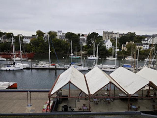 Local Commercial vente à Quimper, Bretagne