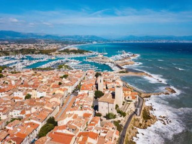 Local Commercial vente à Grasse, Antibes