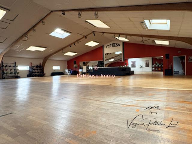 Local Commercial vente à Fontenay-le-Comte, Fontenay-le-comte