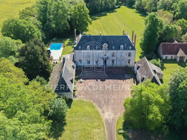 Château vente à Issoudun, Neuvy-pailloux