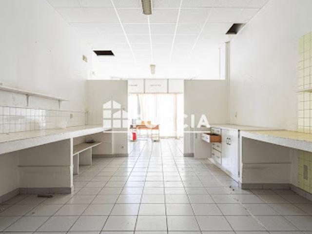 Local Commercial vente à Arrondissement de Toulon, Toulon