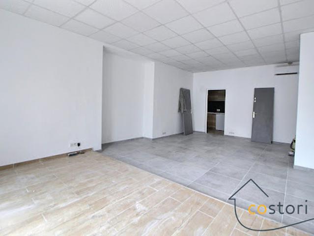 Local Commercial vente à Arrondissement de Draguignan, Les Arcs