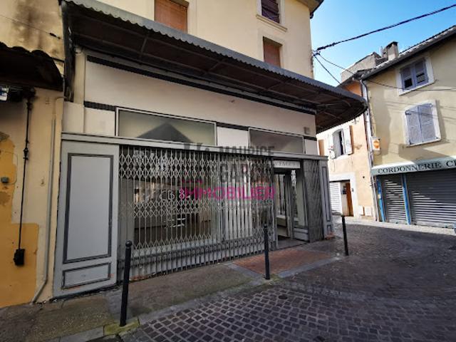 Local Commercial vente à Apt, Cavaillon