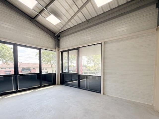 Local Commercial vente à Toulouse, Léguevin
