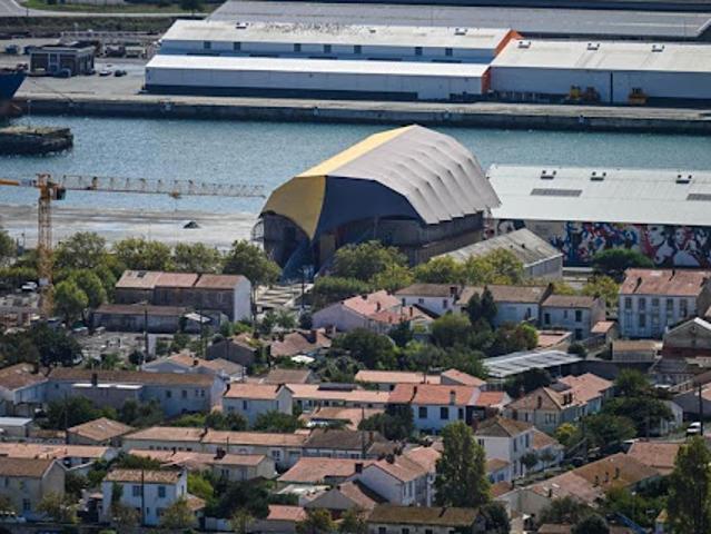 Local Commercial vente à La Rochelle