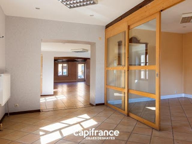 Local Commercial vente à Villefranche-sur-Saône, Rhône