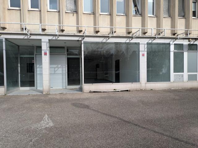 Local Commercial vente à Grenoble, Saint-martin-le-vinoux