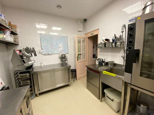 Local Commercial vente à Paris 18e Arrondissement, Paris