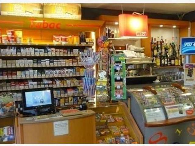 Local Commercial vente à Montreuil-sur-Mer, Pas-de-Calais