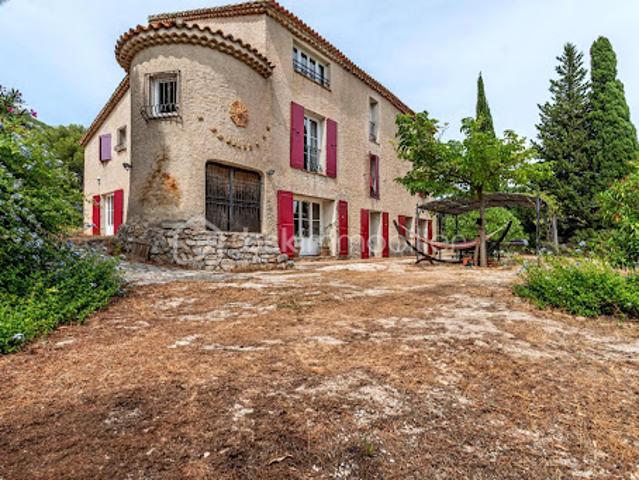 Villa vente à Arrondissement de Toulon, Le Revest-les-eaux