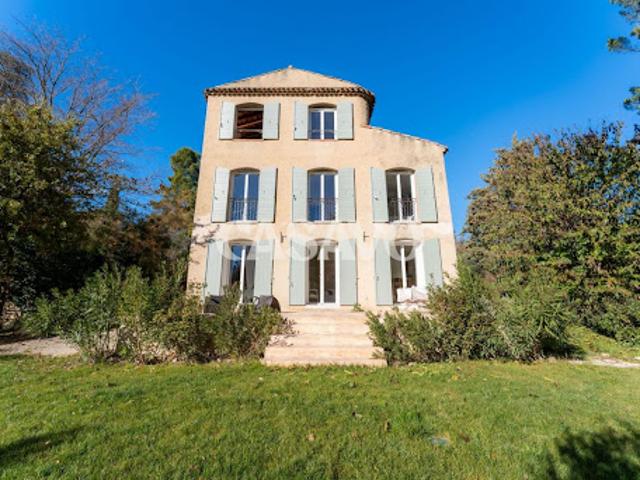 Villa vente à Aix-en-Provence, Aix-en-provence