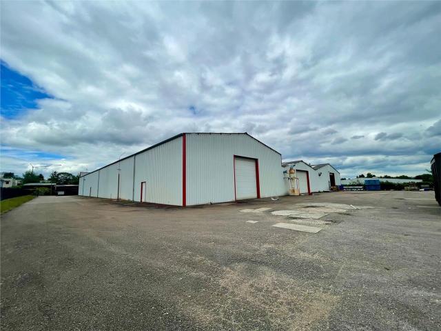Local Commercial vente à Rouen, Saint-etienne-du-rouvray