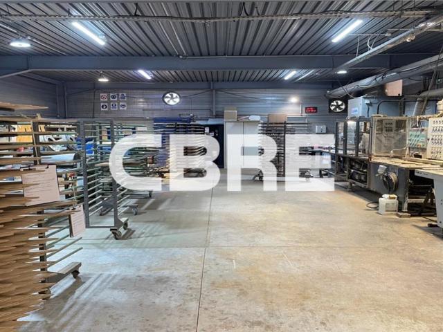 Local Commercial vente à Grasse, Mouans-sartoux