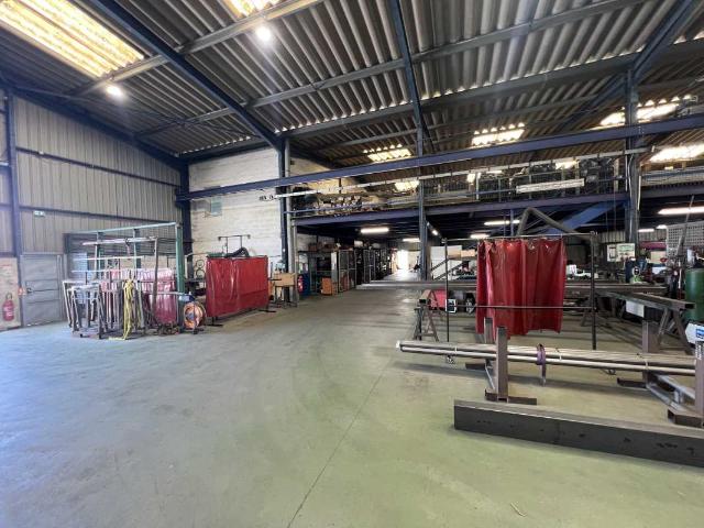 Local Commercial vente à Bordeaux, Mérignac