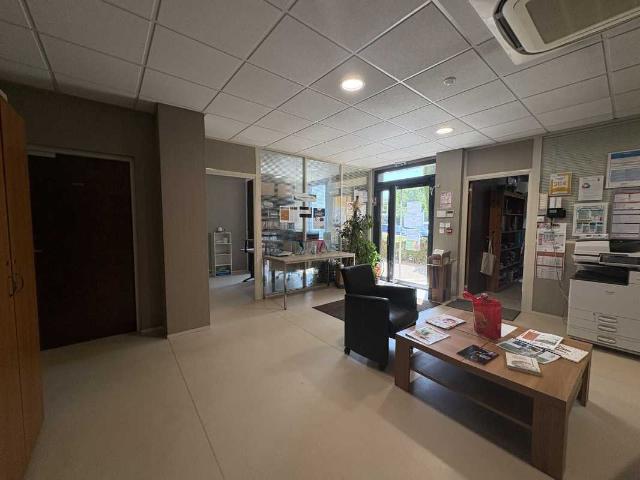 Local Commercial vente à Orléans